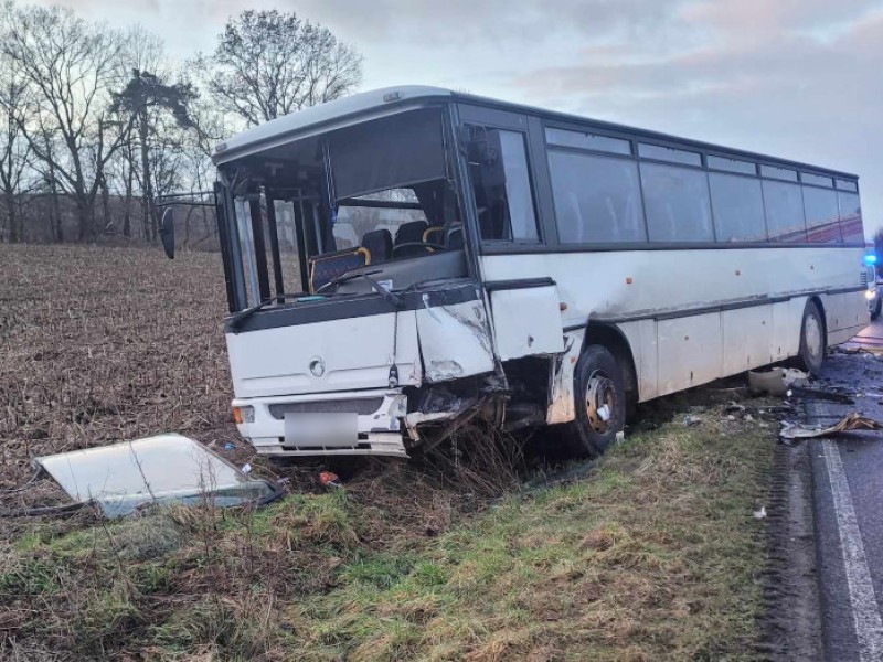 Tragiczny wypadek w Karkowie, nie żyje kierowca